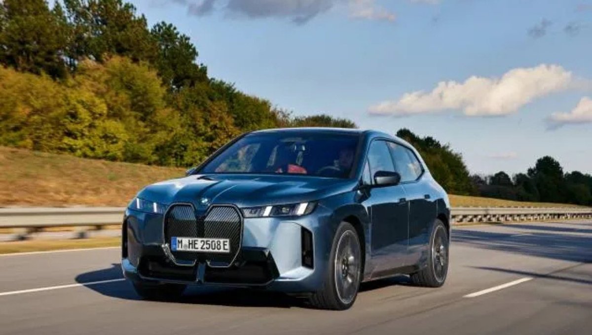 BMW iX 2025: Powerful Electric SUV with 700 Nm Torque and Advanced Technology