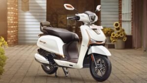Hero Destini 125: Reliable Family Scooter with 59 kmpl Mileage, Starting at Rs 80,048