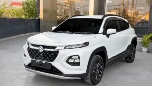 Maruti FRONX: Stylish And Efficient SUV with 20.01 kmpl Mileage, Priced from Rs 7.52 Lakh