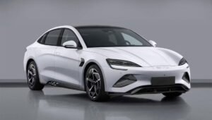 BYD Seal: Premium EV with 580 km Range and Rs 41 Lakh Luxury Feel