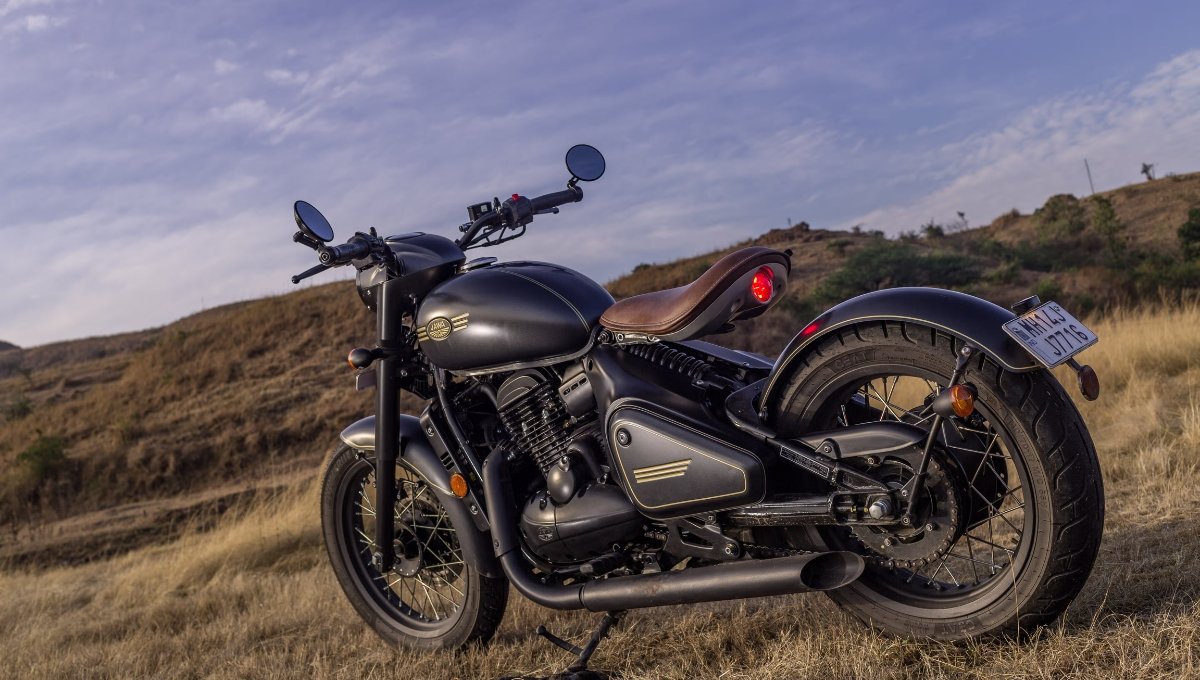 Jawa Perak: A Bobber with Royal Looks, Raw Power And 34.05 kmpl Mileage at Rs 2.13 Lakh