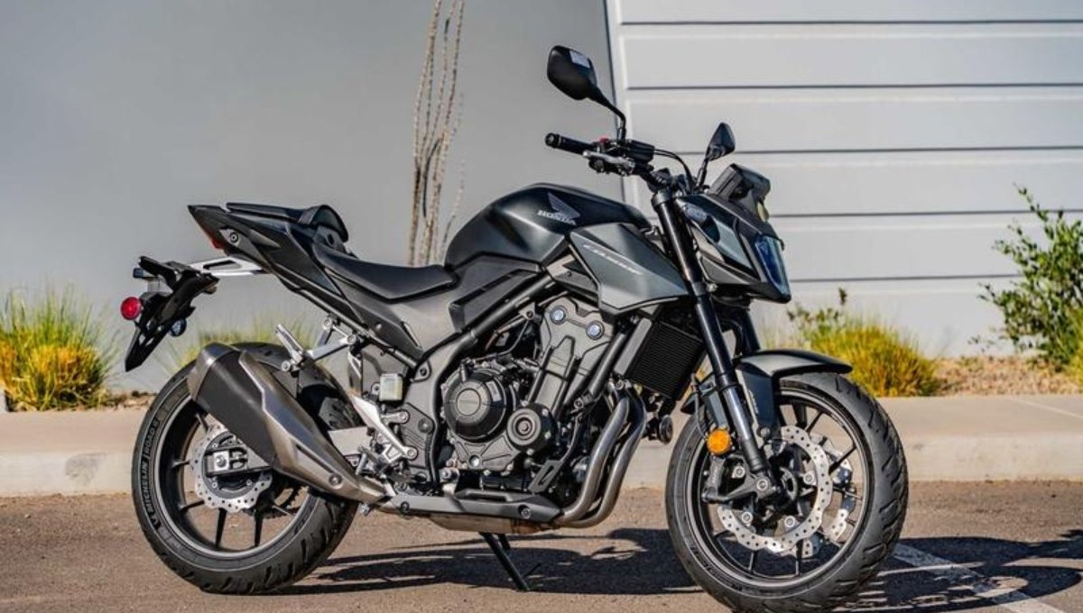 Honda CB500F: A Stylish Streetfighter with 28 kmpl Mileage and Rs 5.50 Lakh Price Tag