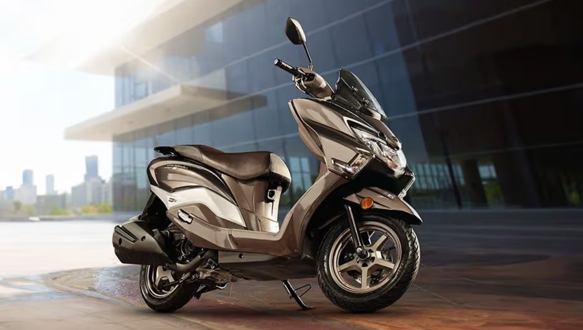 Suzuki Burgman Street: Premium Scooter with 48 kmpl Mileage at Just Rs 95,000