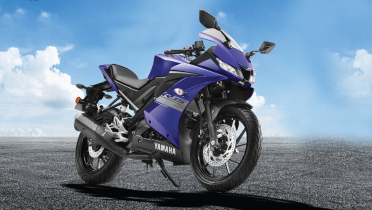 Yamaha R15S Launched in India, Powerful Sports Bike with 40 kmpl Mileage at Rs1.65 Lakh