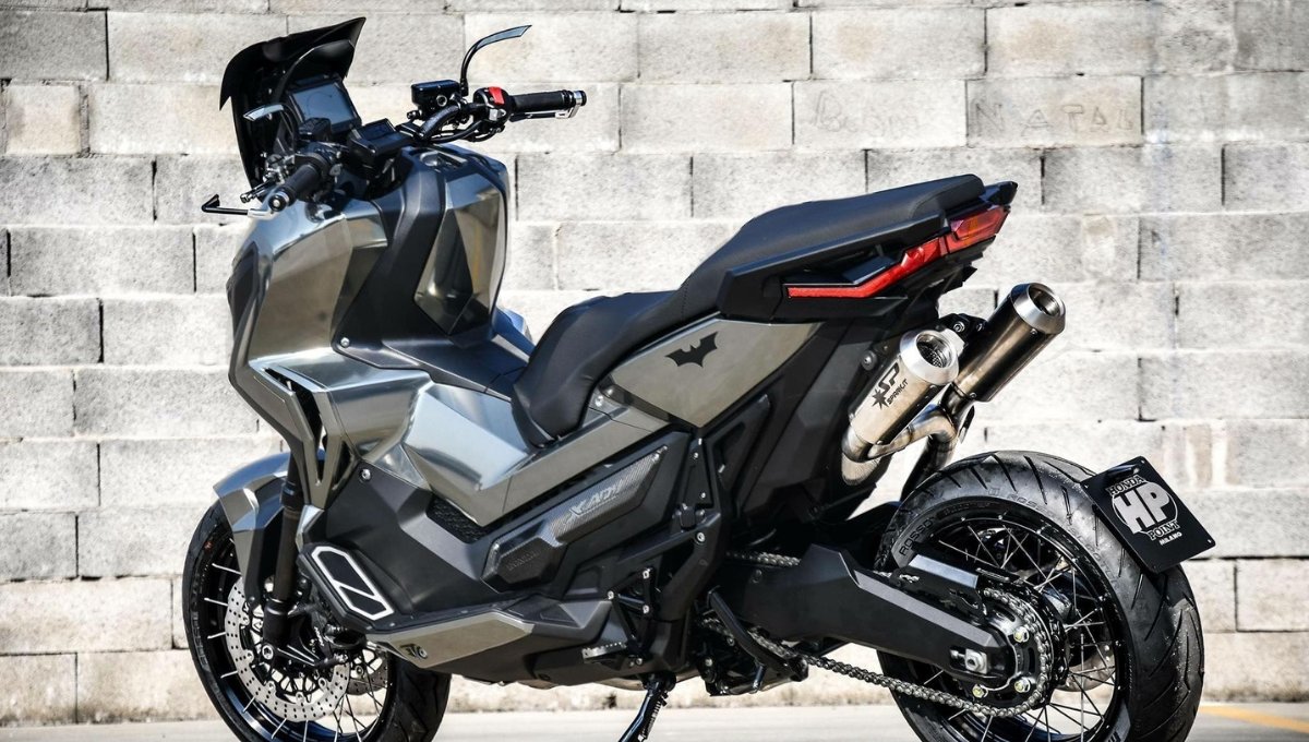 Honda X-ADV: The Ultimate Adventure Bike with 27.77 kmpl Mileage