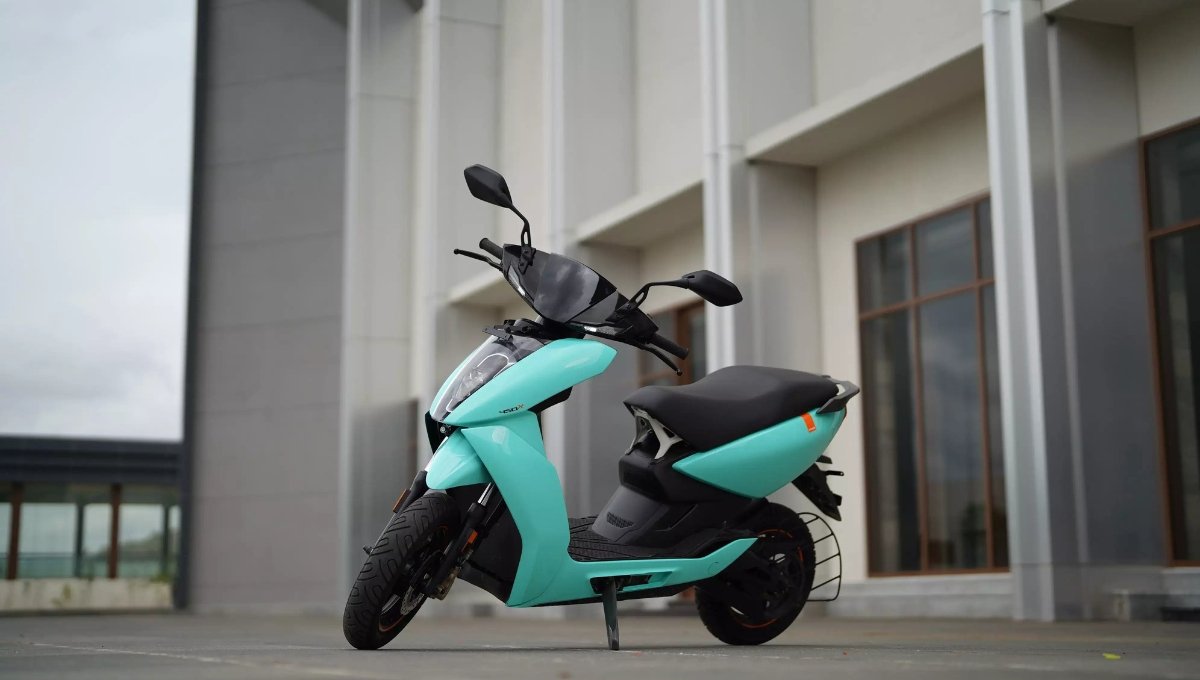 Ather 450X: Smart Looks, Bold Performance with 126 km Range at Rs 1.40 Lakh