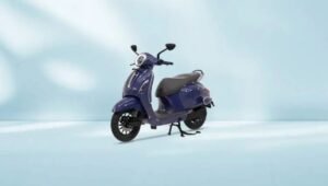 Bajaj Chetak: Classic Style Meets Smart Tech with 123 km Range at Rs 1.30 Lakh