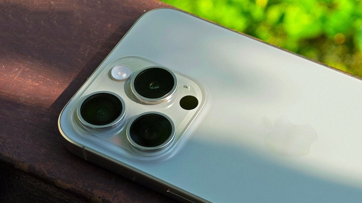 iPhone 16 Pro