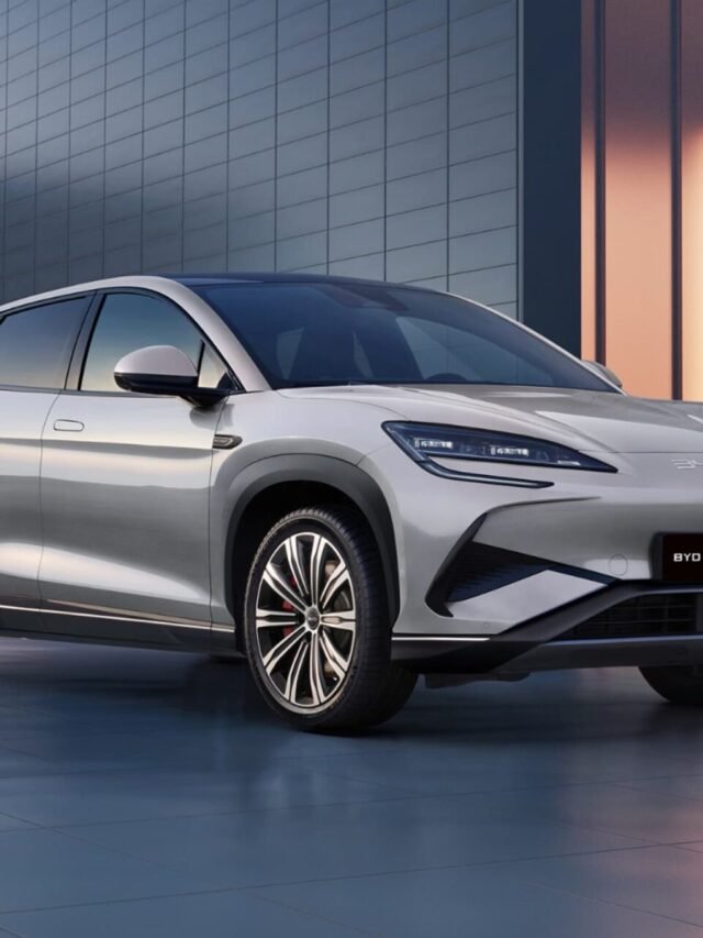 byd-sealion-7-charging-01-xl