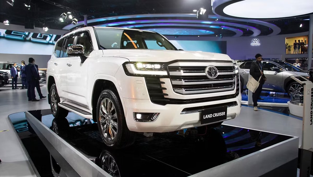 Toyota Land Cruiser 300