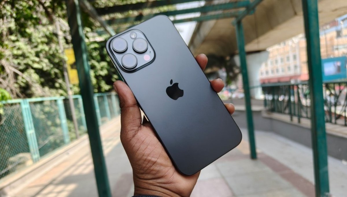 Apple iPhone 16 Pro Max: A Perfect Blend of Style, Power, and Next-Gen Technology