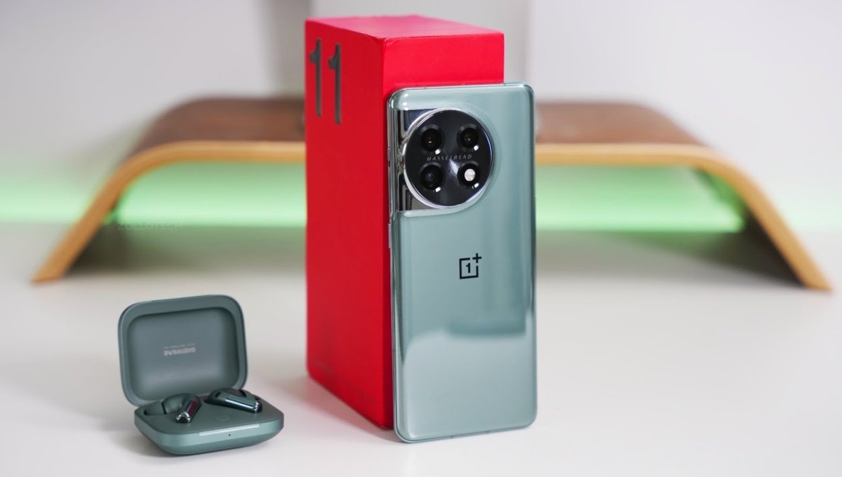 OnePlus 11 Gets New OxygenOS Update, AI Camera Boost, Enhanced Security And 5000mAh Power at Rs 56,999